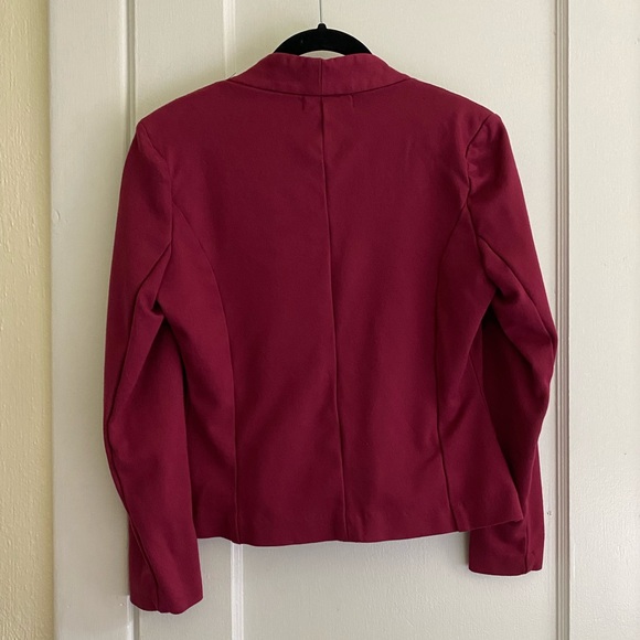 Simply Styled Petite Burgundy Blazer - Picture 2 of 3